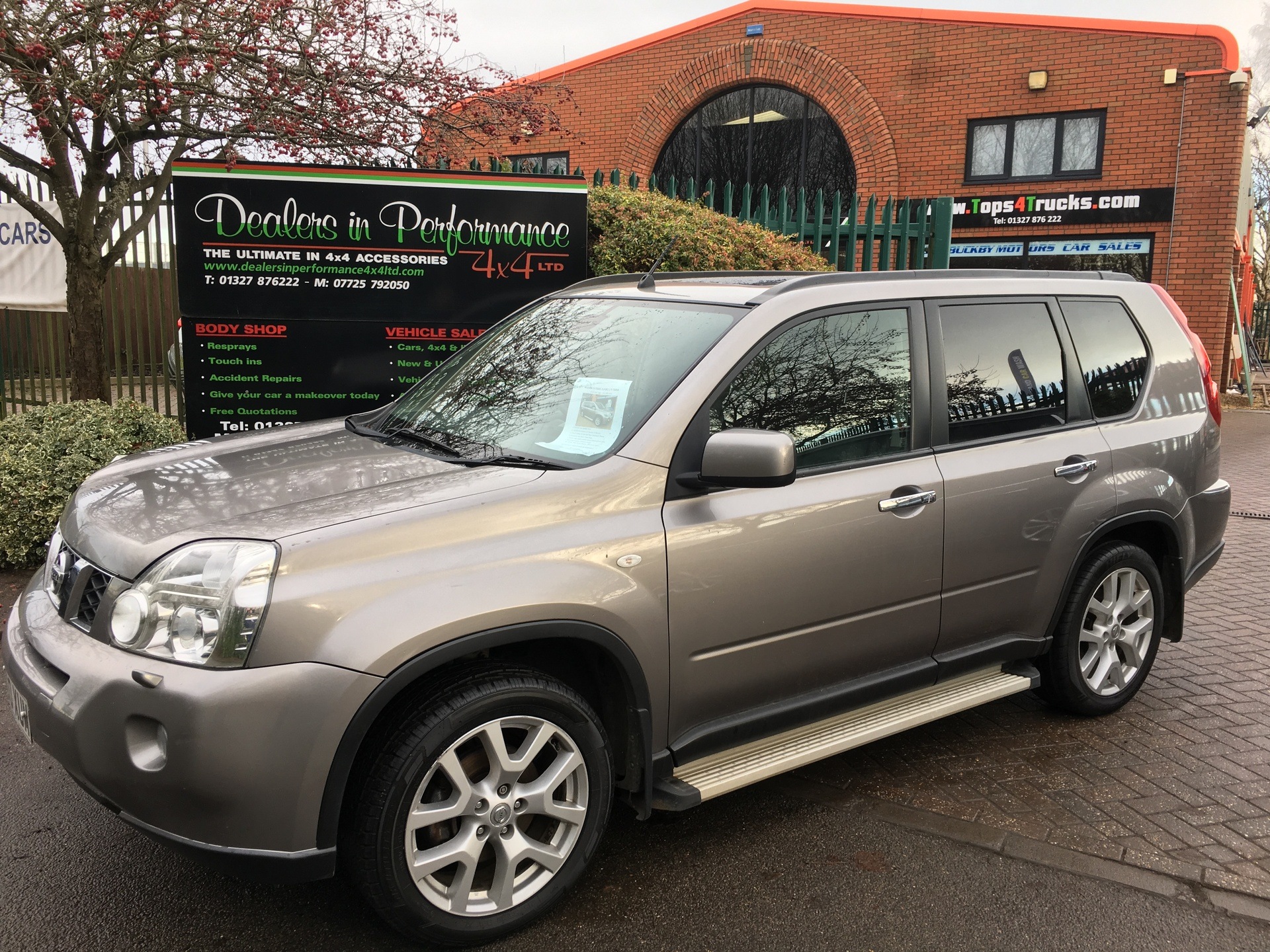 SOLD Nissan XTrail 2.0 DCI 173 Tekna 5dr Long Buckby